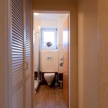 _dkk1d_ Seemoewe Apartamento